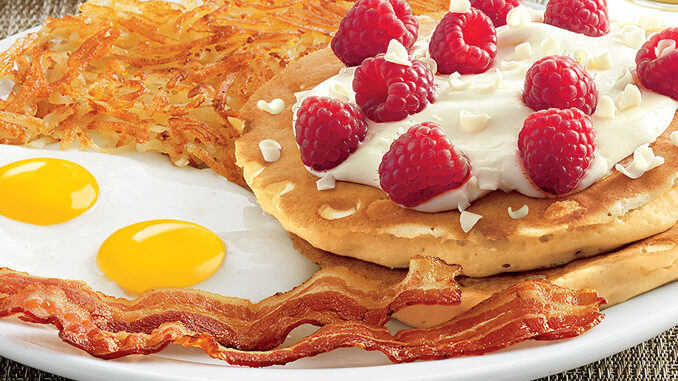 Denny’s Introduces New 2017 Holiday Flavors Menu