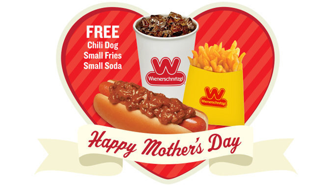 Free Chili Dog Meal For Moms At Wienerschnitzel On May 13, 2018