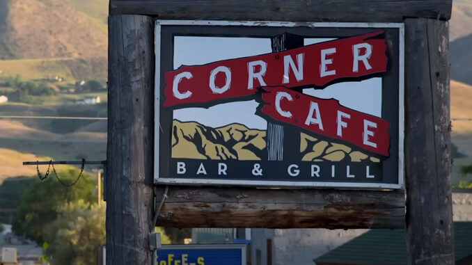 Corner Cafe Bar & Grill (The Country Barn) On Bar Rescue